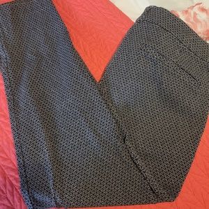 Old Navy Pixie Mid Rise Dress Pants - Black & White - Sz 6